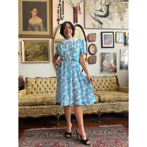 60s Rockabilly Blue and White Floral Dress w Belt Size Size Medium - Picture 2 of 6